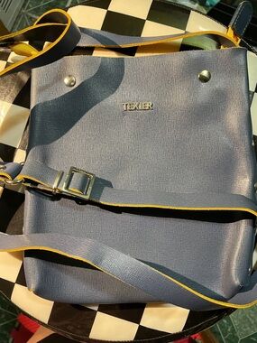 Texier Blue Crossbody Bag with Yellow Trim